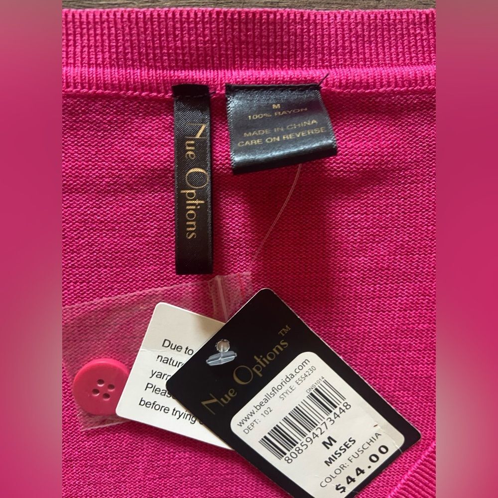 Nue Options NWT women’s size medium (8-10) bright pink fishnet pattern cardigan - Picture 6 of 9